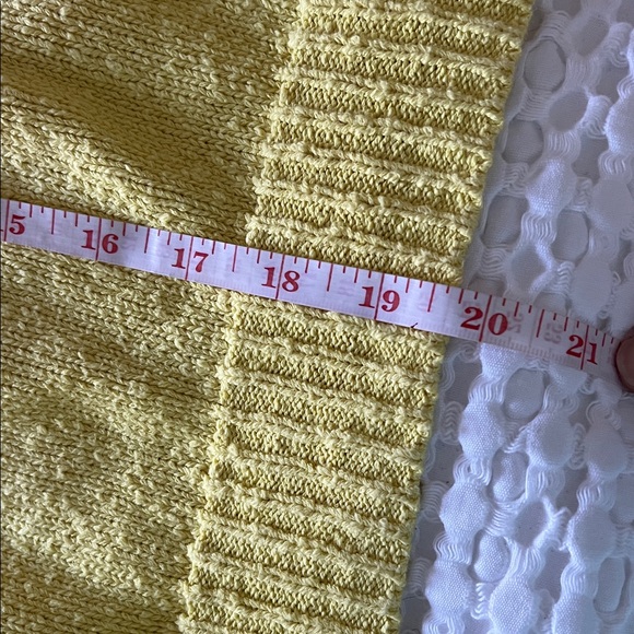 Madewell Cream and Soft Yellow Ombre Knit Style #AM300 Cropped Top Size S - Picture 11 of 16